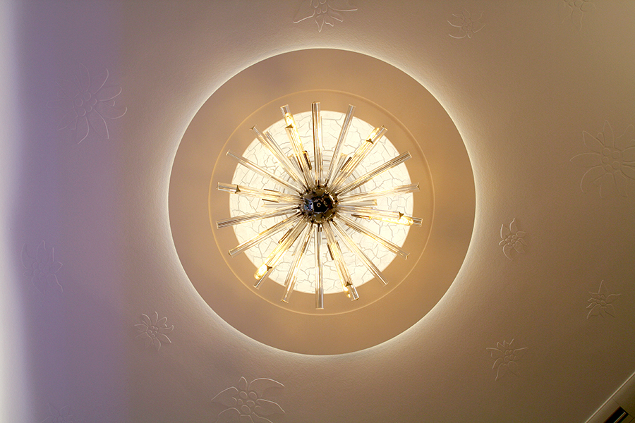 Lichkuppel mit Reißlack